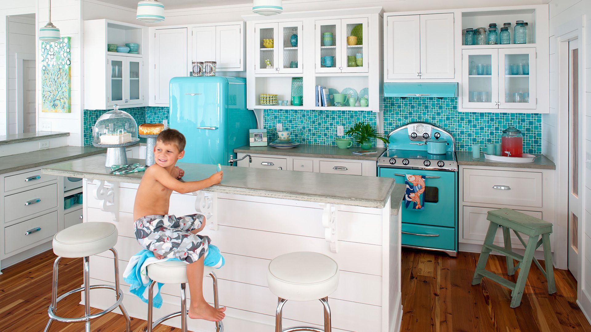 Elmira Stove Works' Northstar and Antique Appliances Shine in Classic Blue  - Kleber and Associates