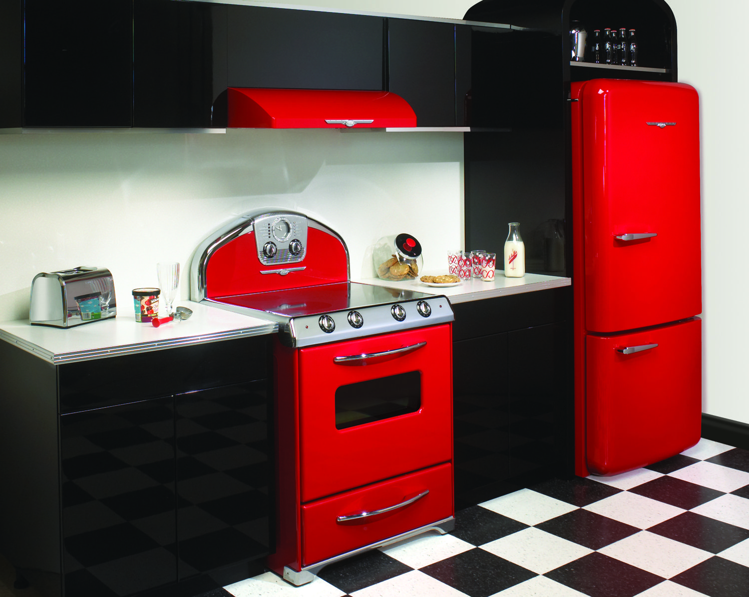 Retro Kitchen Appliances by Elmira Stove Works